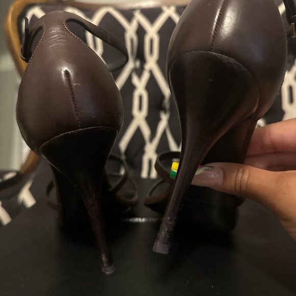 Saint Laurent Cassandra Strappy Logo - Picture 6 of 6